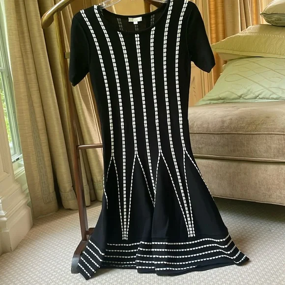 Shoshanna | Dresses | Shoshanna Knit Black And White Dress | Poshmark